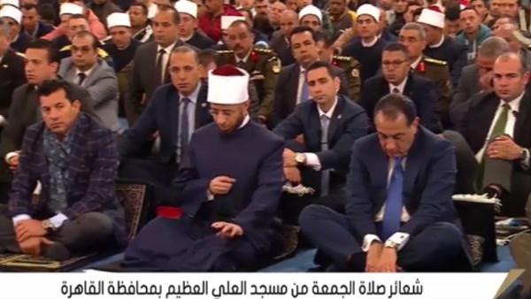 شعائر صلاة الجمعة من مسجد العلي العظيم بالقاهرة بحضور رئيس الوزراء