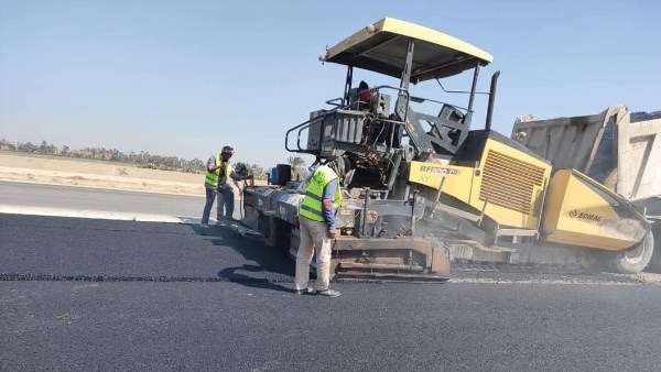 أعمال إزدواج طريق أسيوط الزراعي 