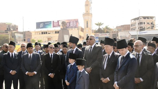 مراسم دفن الأمير كريم أغاخان