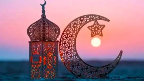 إمساكية رمضان 2025 ومواقيت الصلاة.. متى يبدأ وموعد عيد الفطر