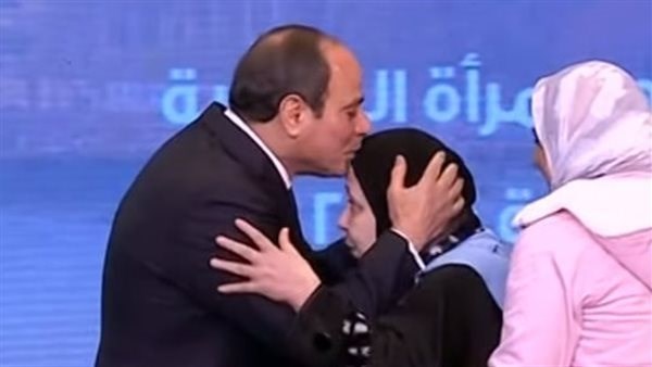 احتفاء خاص بالمرأة المصرية.. كيف احتفل الرئيس السيسي والسيدة الأولى بيوم المرأة العالمي؟