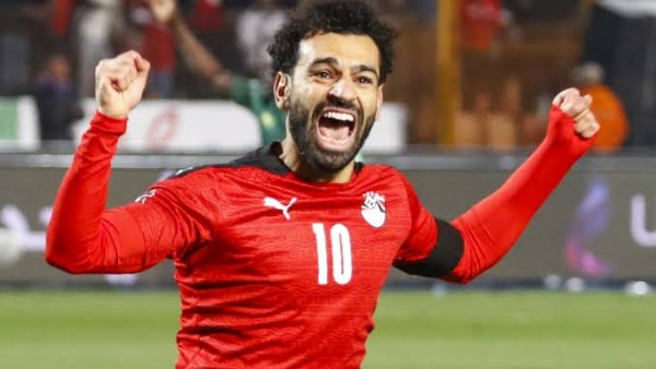 ليفربول يتغنى بـ صلاح بعد تألقه في مباراة مصر وإثيوبيا