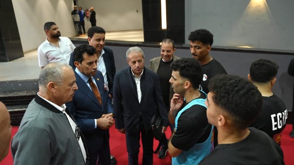 لاعبو المنتخب الأوليمبي يطالبون وزير الرياضة بالتدخل للحصول علي مستحقاتهم