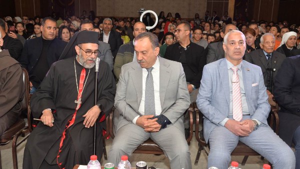  في نسخته الخامسة .. محافظ أسيوط يشهد الحفل الختامي لمهرجان 180 درجة للقراءة والمواهب