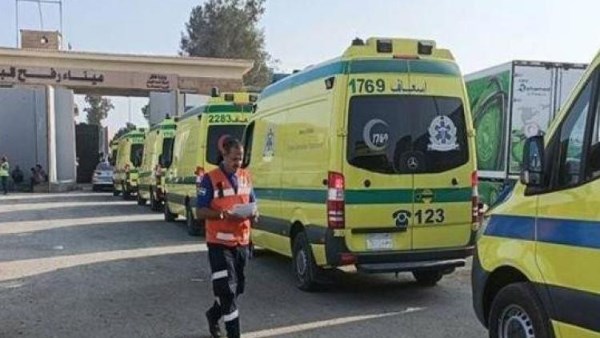 ميناء رفح يستقبل 25 مصابا و32 مرافقا فلسطينيا قادمين من غزة