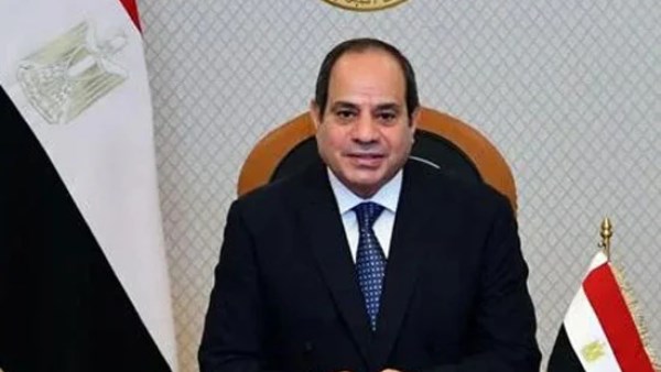 الرئيس السيسي يشيد بالتقدم المحرز من المرأة المصرية في مختلف المجالات