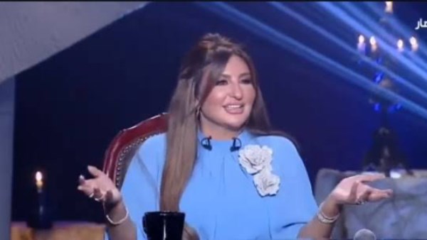 شذى حسون تكشف تفاصيل خلافها مع إليسا ونادين نجيم.. وهذه رسالتها لبسمة بوسيل