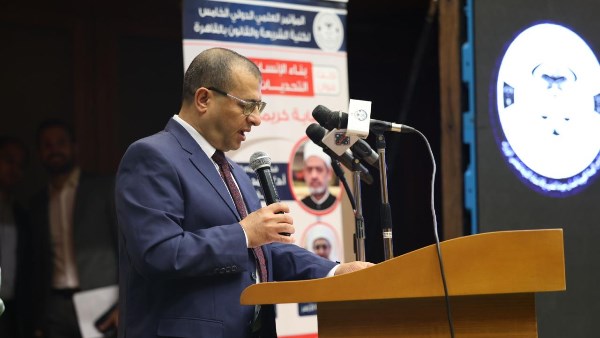 عميد كلية الشريعة بجامعة الأزهر 