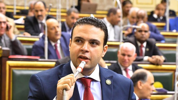 النائب عبد المنعم إمام