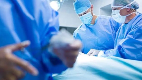 مضاعفات خطيرة لعمليات شفط الدهون 
