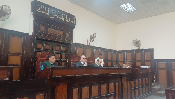هيئة الدائرة الثامنة بمحكمة جنايات أسيوط 