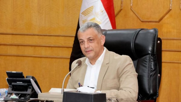 محافظ الإسماعيلية يترأس اجتماع اللجنة العليا لتوريد القمح لموسم 2025