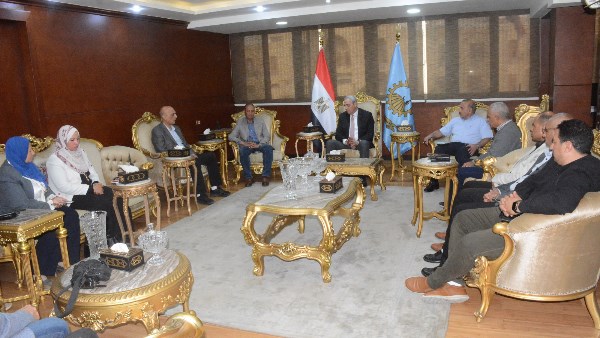 محافظ الغربية 