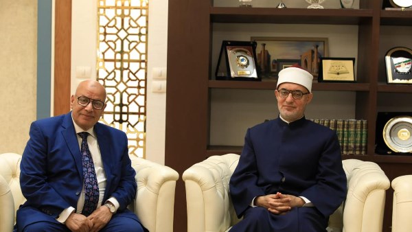 مفتي ورئيس شركة مياه الشرب للقاهرة الكبري