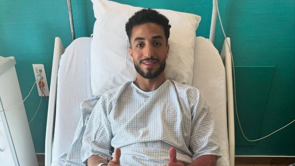 أول رد لـ محمد عبد المنعم بعد عملية الرباط الصليبي