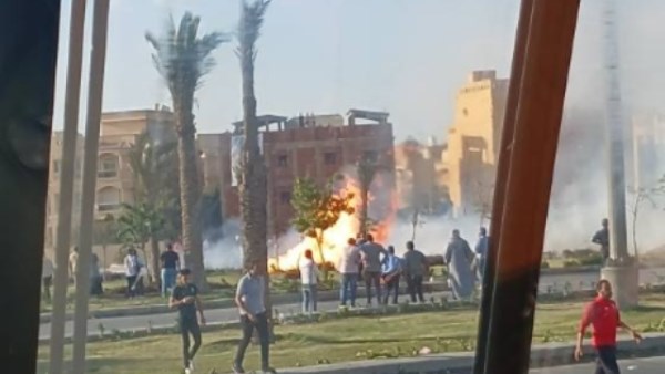 اندلاع حريق هائل في خط غاز رئيسي على طريق الواحات بأكتوبر.. صور