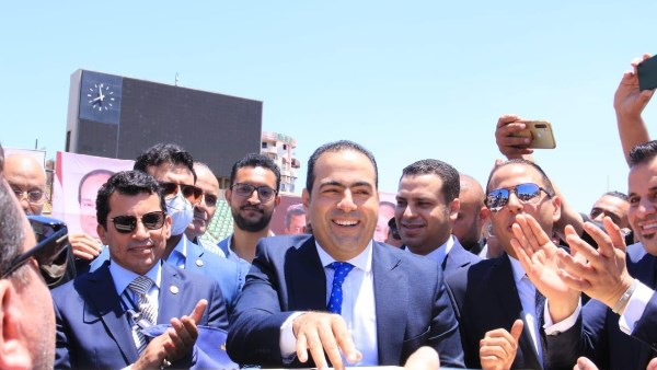 د. محمود حسين يضع حجر أساس ستاد بورسعيد فى حضور وزير الرياضة 
