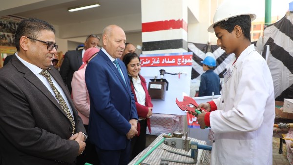 محافظ القاهرة: القيادة السياسية تولي اهتمامًا بالتعليم الفني باعتباره أحد السبل الرئيسية لتحقيق برامج التنمية الشاملة