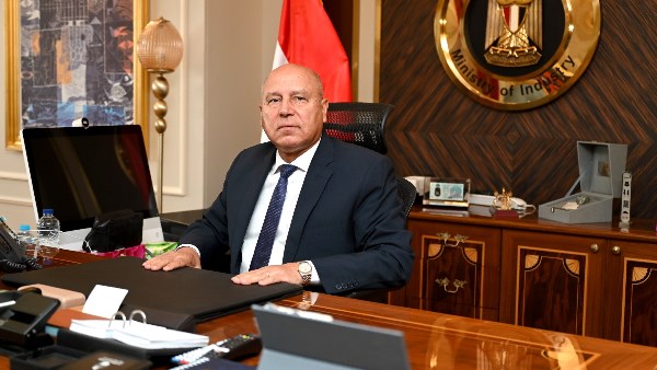 كامل الوزير 