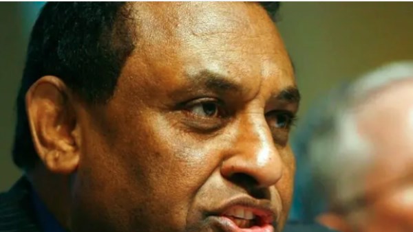 كامل إدريس رئيس وزراء السودان الجديد