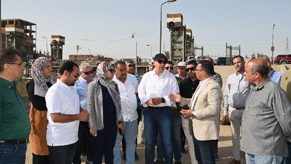 وزير الموارد المائية والرى 
