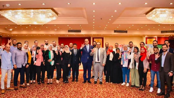 العاملين بالرعاية الصحية 