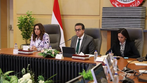 وزراء الصحة والتضامن والتنمية المحلية 
