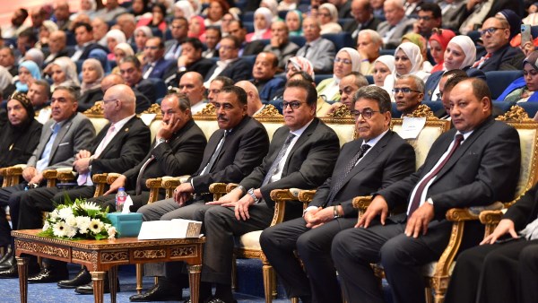 وزير الصحة: الأطباء البيطريون يسهمون بشكل غير محدود في حماية صحة الحيوانات