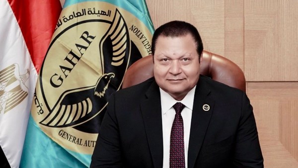 الدكتور أحمد طه 