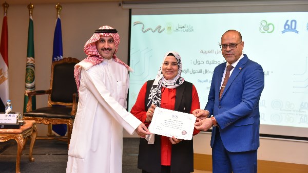 جبران: تعظيم الاستفادة من الرقمنة في مجال أنماط العمل الجديدة