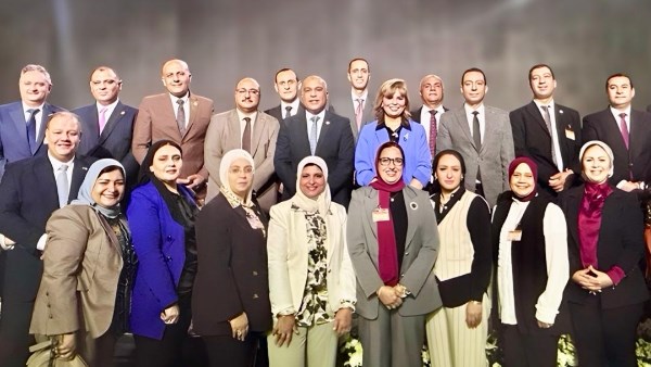 وفد نقابة العاملين بالبترول باحتفالية عيد العمال 
