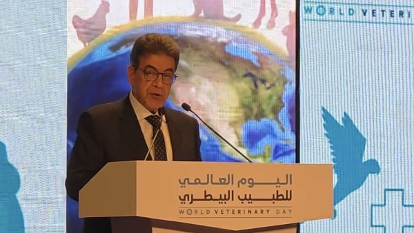 الدكتور مجدي حسن نقيب الأطباء البيطريين 