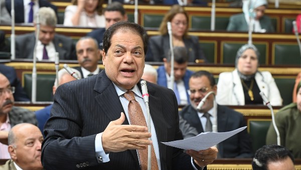 أبوالعينين : خريجو الصيدلة في تزايد.. ويجب التفكير بتصدير خدماتهم