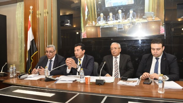 لجنة الخطة والموازنة 