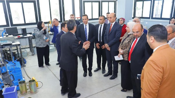 جامعة دمنهور تفتتح المركز الهندسي بكلية الهندسة 
