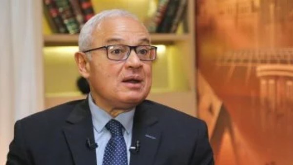 هشام زعزوع وزير السياحة الاسبق