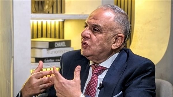 اللواء طارق خضر أستاذ القانون الدستوري
