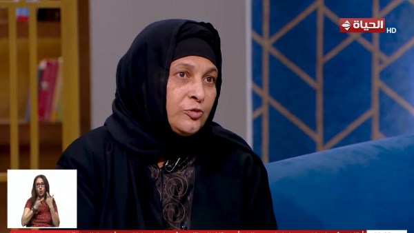 أم تبحث عن ابنها الغائب 
