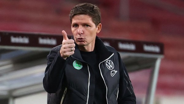 النمساوي أوليفر جلاسنر المدير الفني لنادي كريستال بالاس