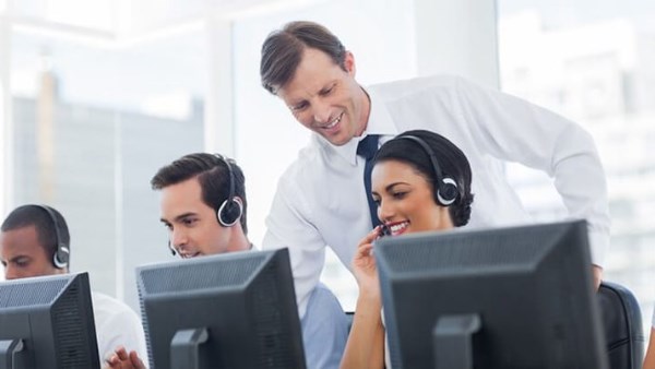5 علامات تؤكد إعجاب مديرك بك 