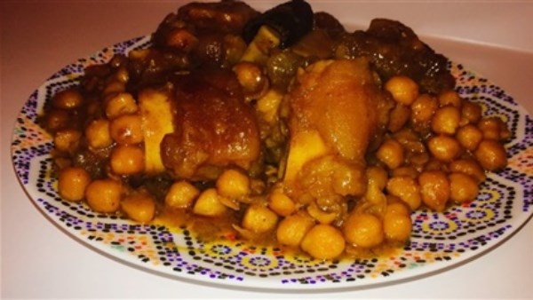 طريقة عمل طاجن الكوارع بالحمص 
