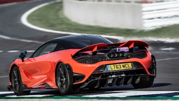 ماكلارين 765LT