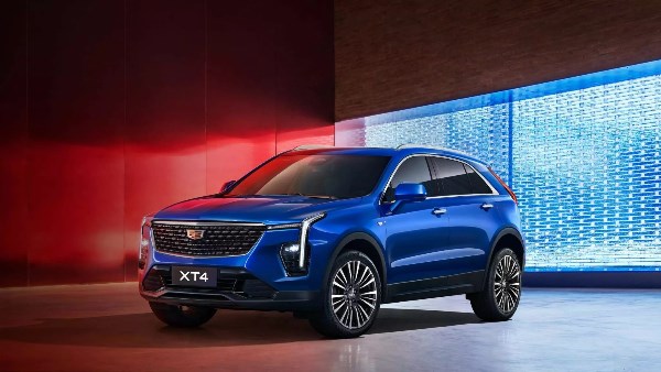 كاديلاك تكشف عن XT4 موديل 2025 بأرخص سعر .. أين تقدم؟