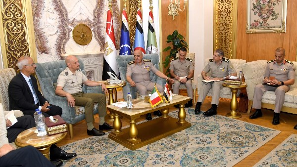 رئيس الأركان ونظيره الإيطالي 