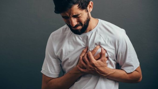الرجال أكثر عرضة للوفاة بمتلازمة القلب المكسور