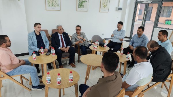 مبعوثي الأزهر في الجامعات الصينية يناقشون "صديق" في مشكلاتهم لحلها