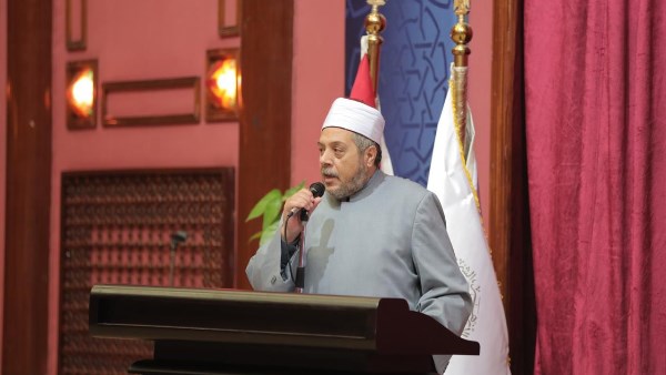 رئيس قطاع المعاهد الأزهرية يهنئ الفائزين في «تحدي القراءة العربي»