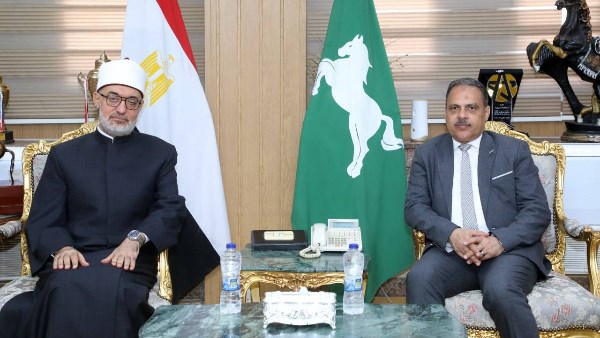 محافظ الشرقية يستقبل مفتي الجمهورية لبحث عدد من الملفات الهامة