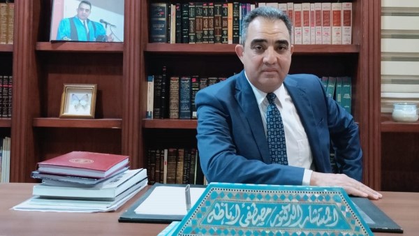  الدكتور مصطفى أباظة