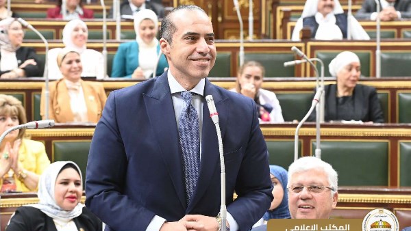 محمود فوزي